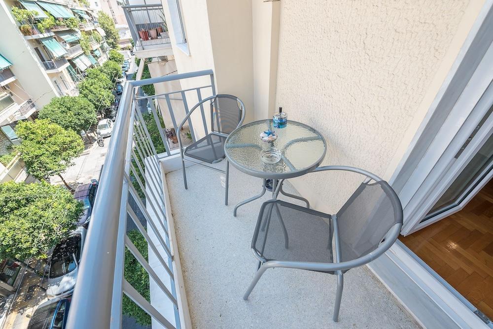 Comfy Apartment In Acropolis Area By Cloudkeys Aten Exteriör bild